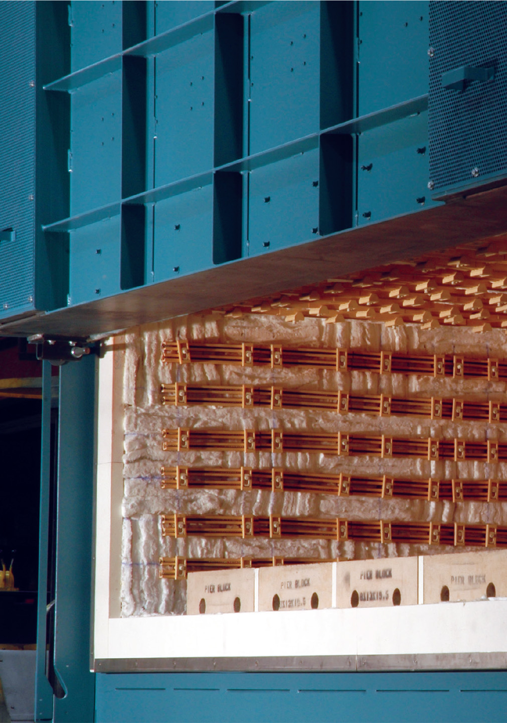 A running L&L Special Furnace